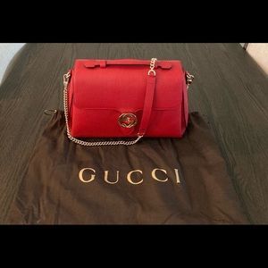 NEW Gucci Bag (Interlocking Shoulder Bag)